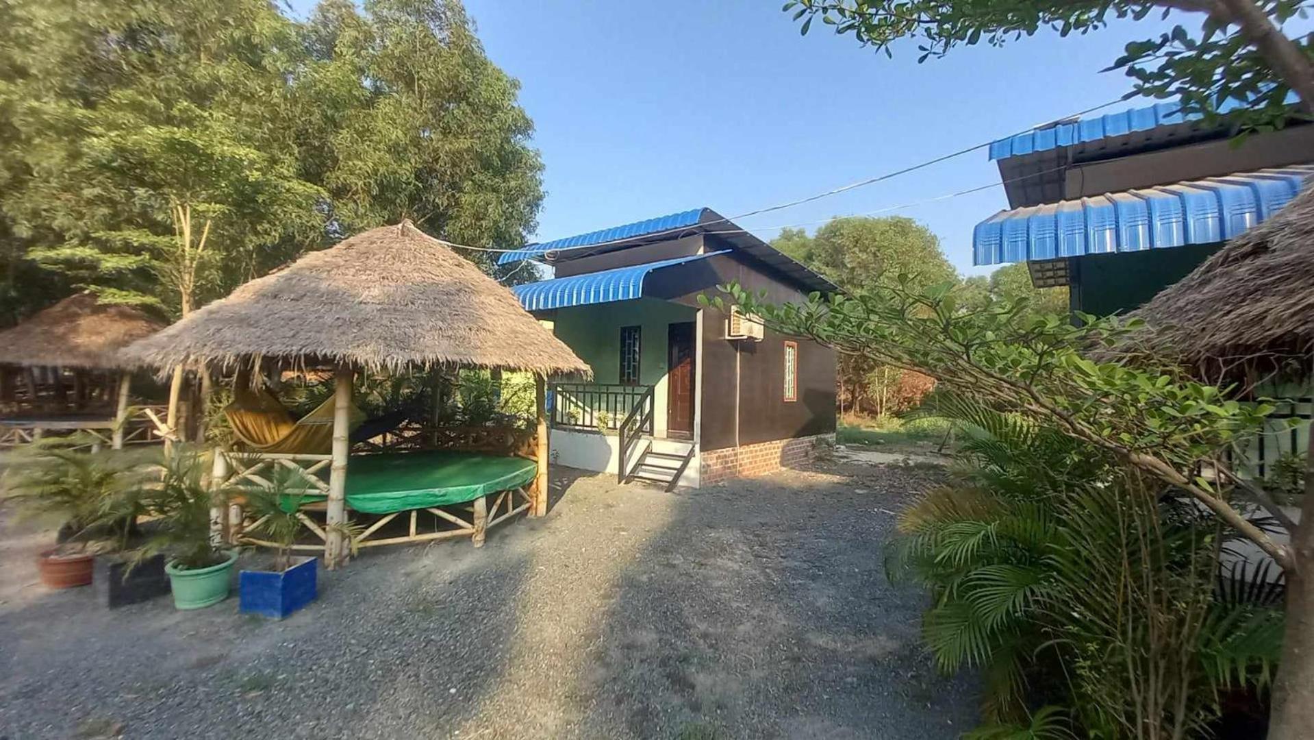La Plage De Kampot By Lee & Hap Guest House Buitenkant foto