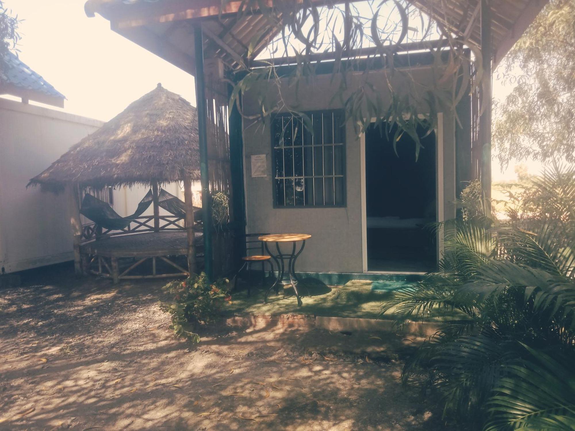 La Plage De Kampot By Lee & Hap Guest House Buitenkant foto
