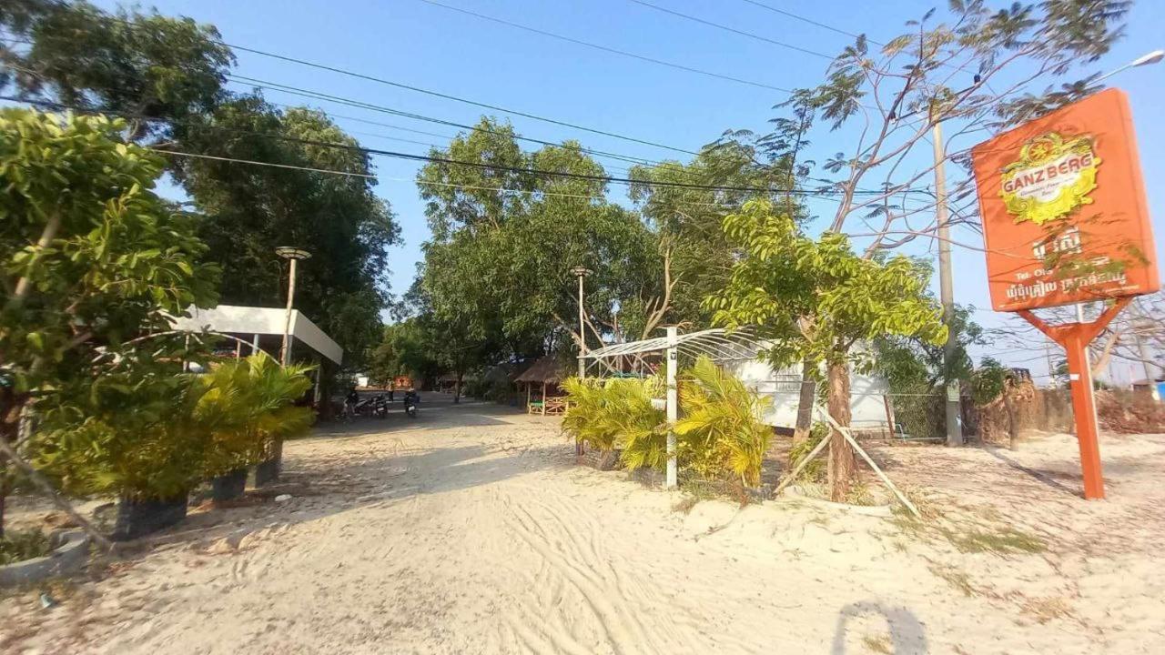 La Plage De Kampot By Lee & Hap Guest House Buitenkant foto