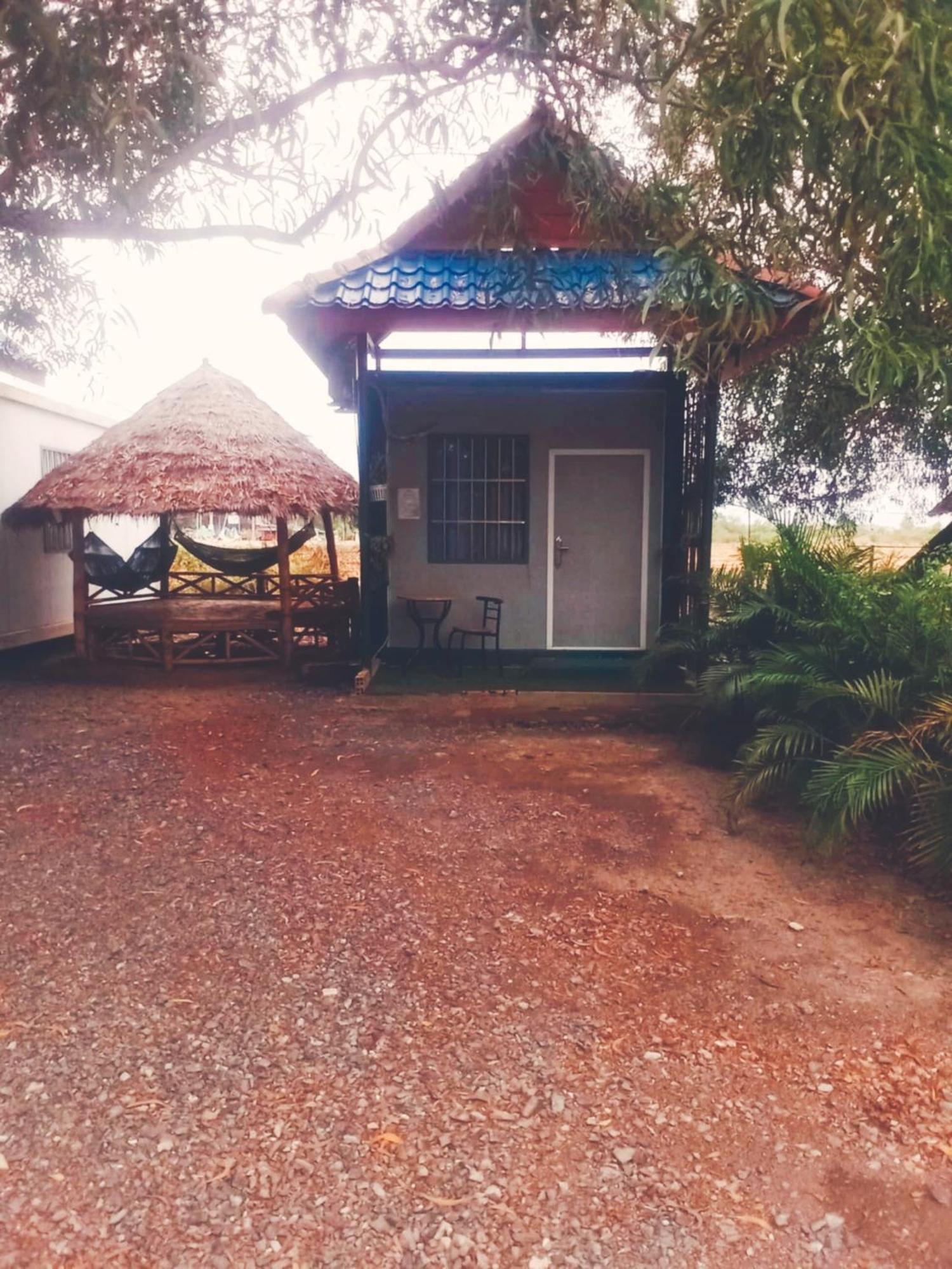 La Plage De Kampot By Lee & Hap Guest House Buitenkant foto