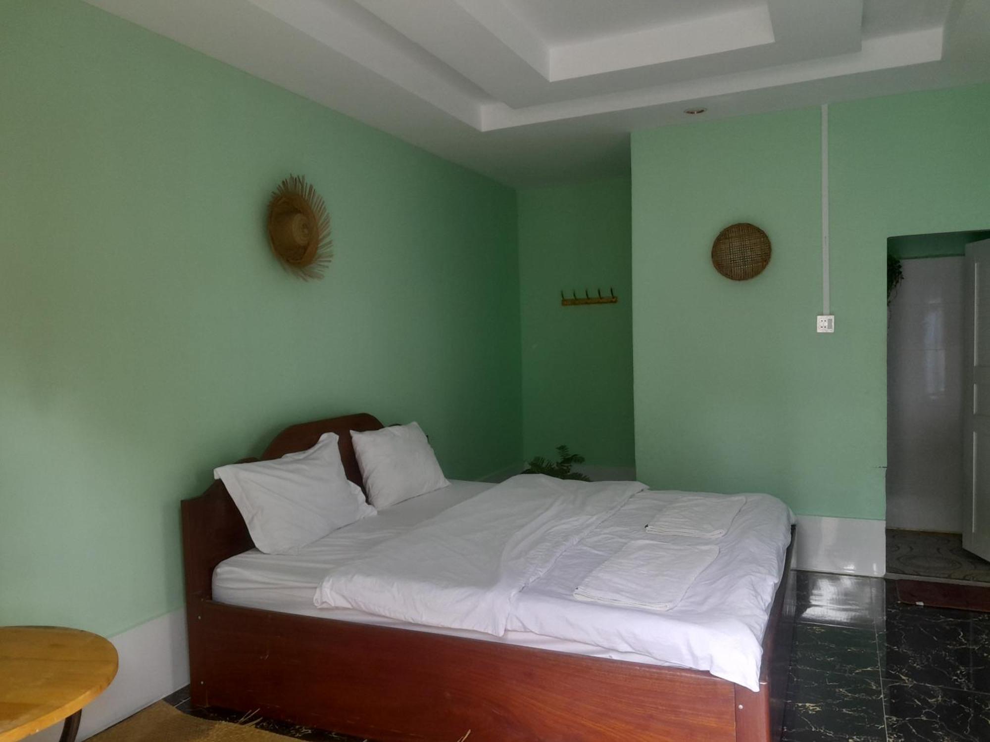 La Plage De Kampot By Lee & Hap Guest House Buitenkant foto