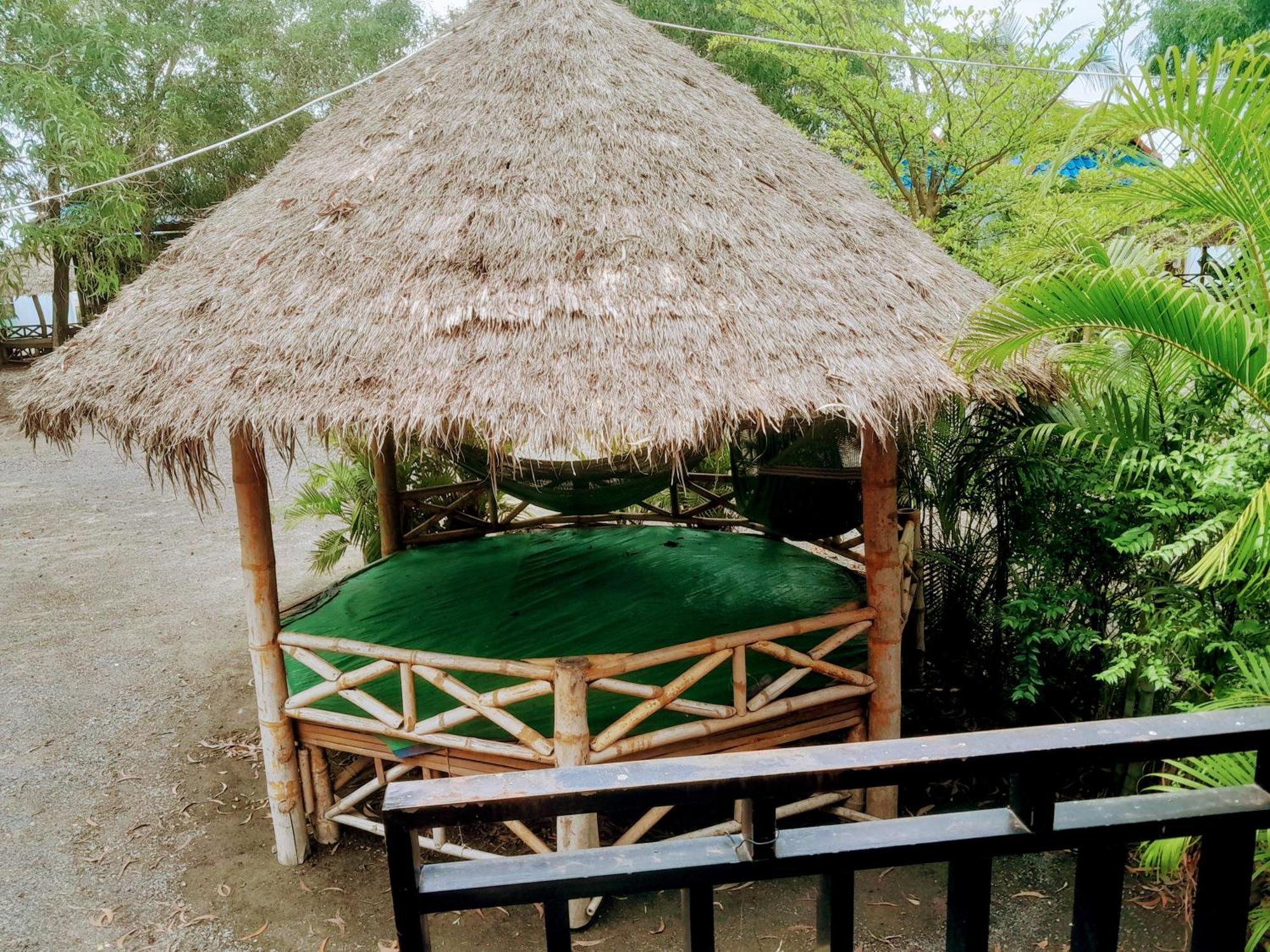 La Plage De Kampot By Lee & Hap Guest House Buitenkant foto